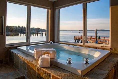 hotels with jacuzzi in room near me|11 Gorgeous Hotels With Hot Tubs in the Room .